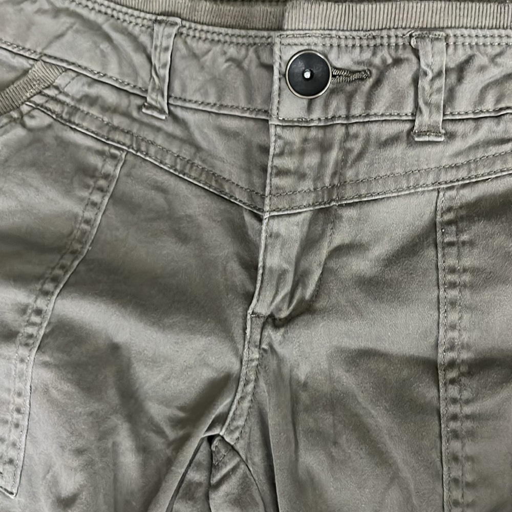 Maurices Cargo Capri Pants - Picture 8 of 8